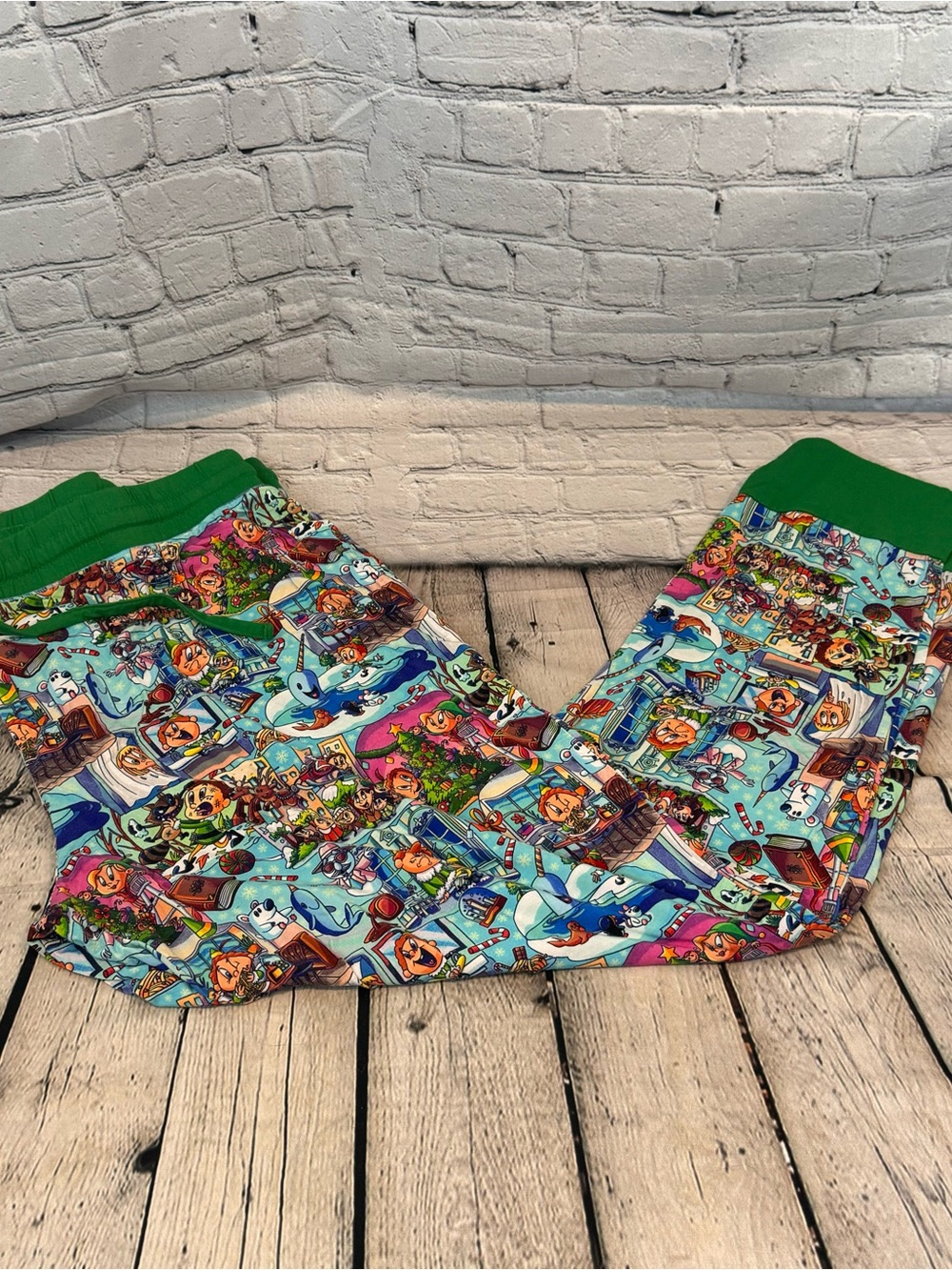 Sugar Swan Elf Pattern Bamboo Women’s Jogger Pants
